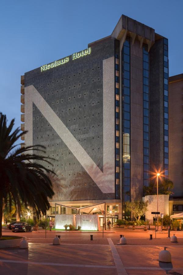 The Nicolaus Hotel Bari Luaran gambar