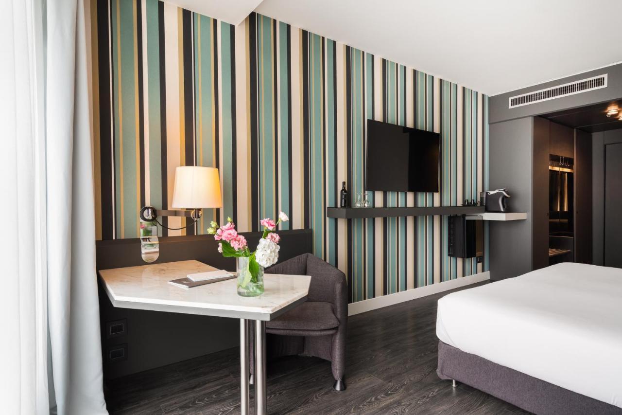 The Nicolaus Hotel Bari Luaran gambar