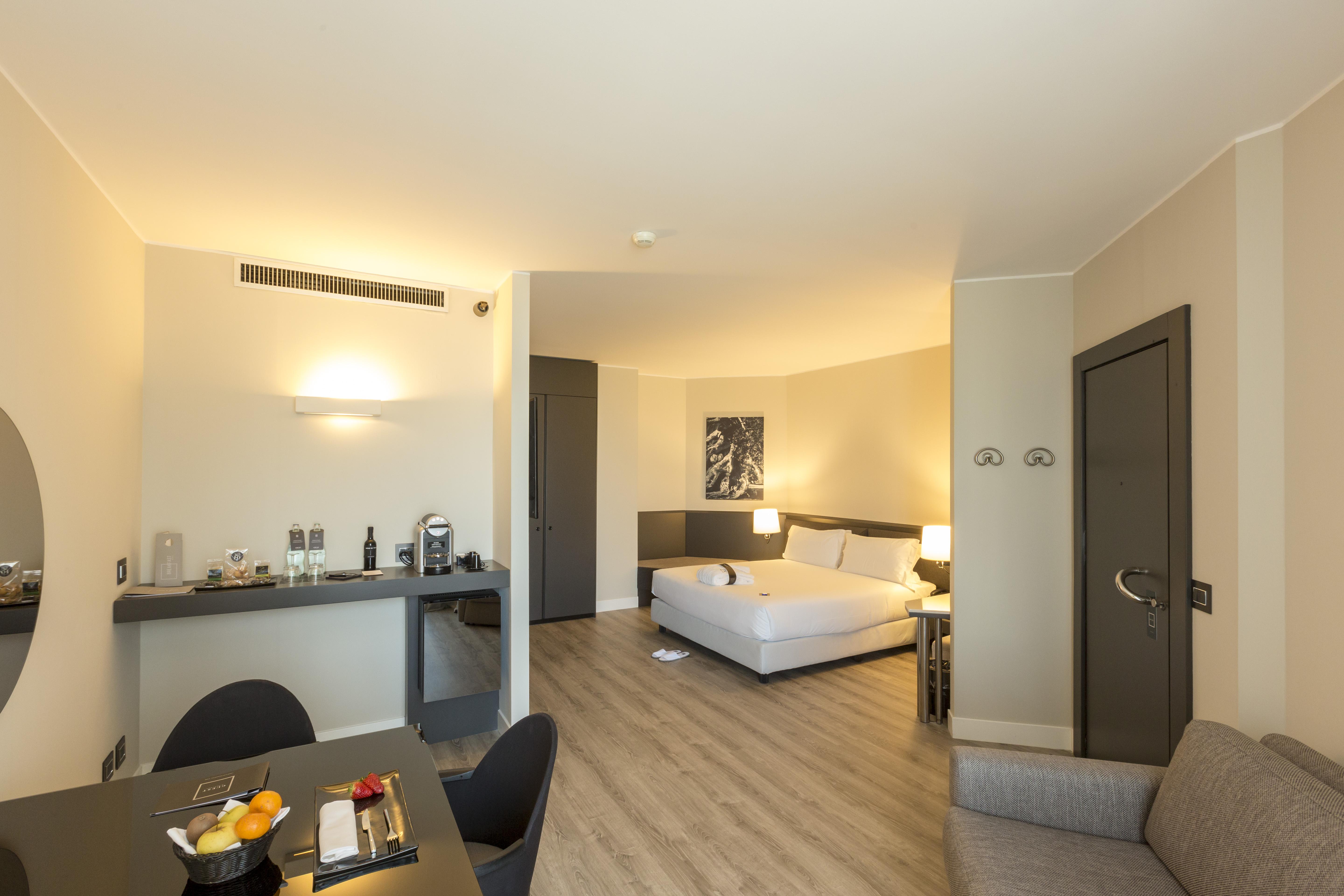 The Nicolaus Hotel Bari Luaran gambar